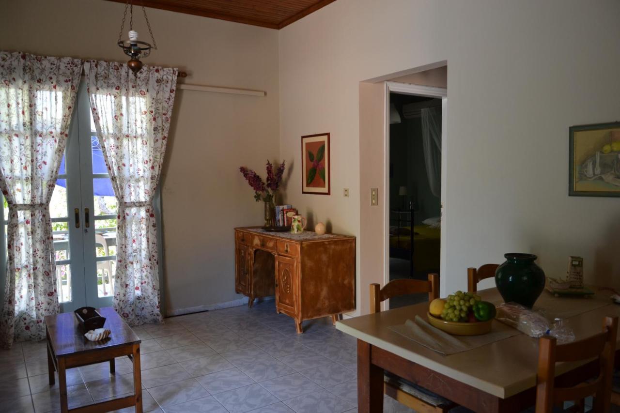 Mihaila Seaside: 2 Bedroom Bungalows Kefalonia Spartià Exterior foto